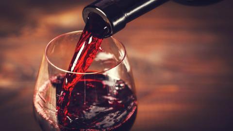 Red wine pouring